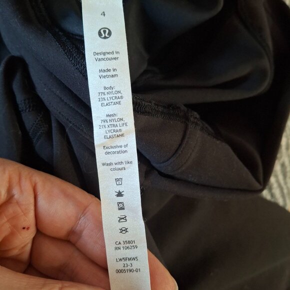 Lululemon Black Mesh Panel Leggings Sz 4 25" - Picture 3 of 9
